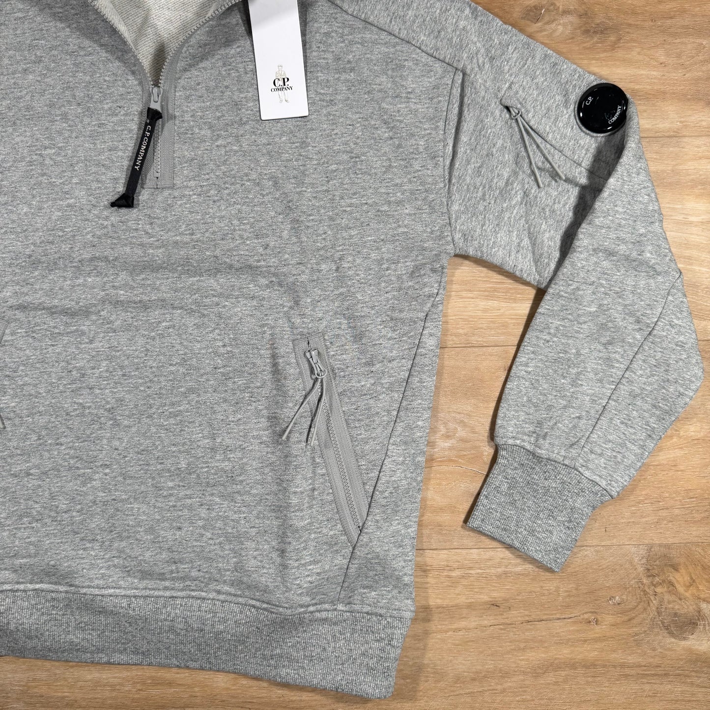 CP Company Diagonal Raised Half-Zipped Lens Sweatshirt in Grey