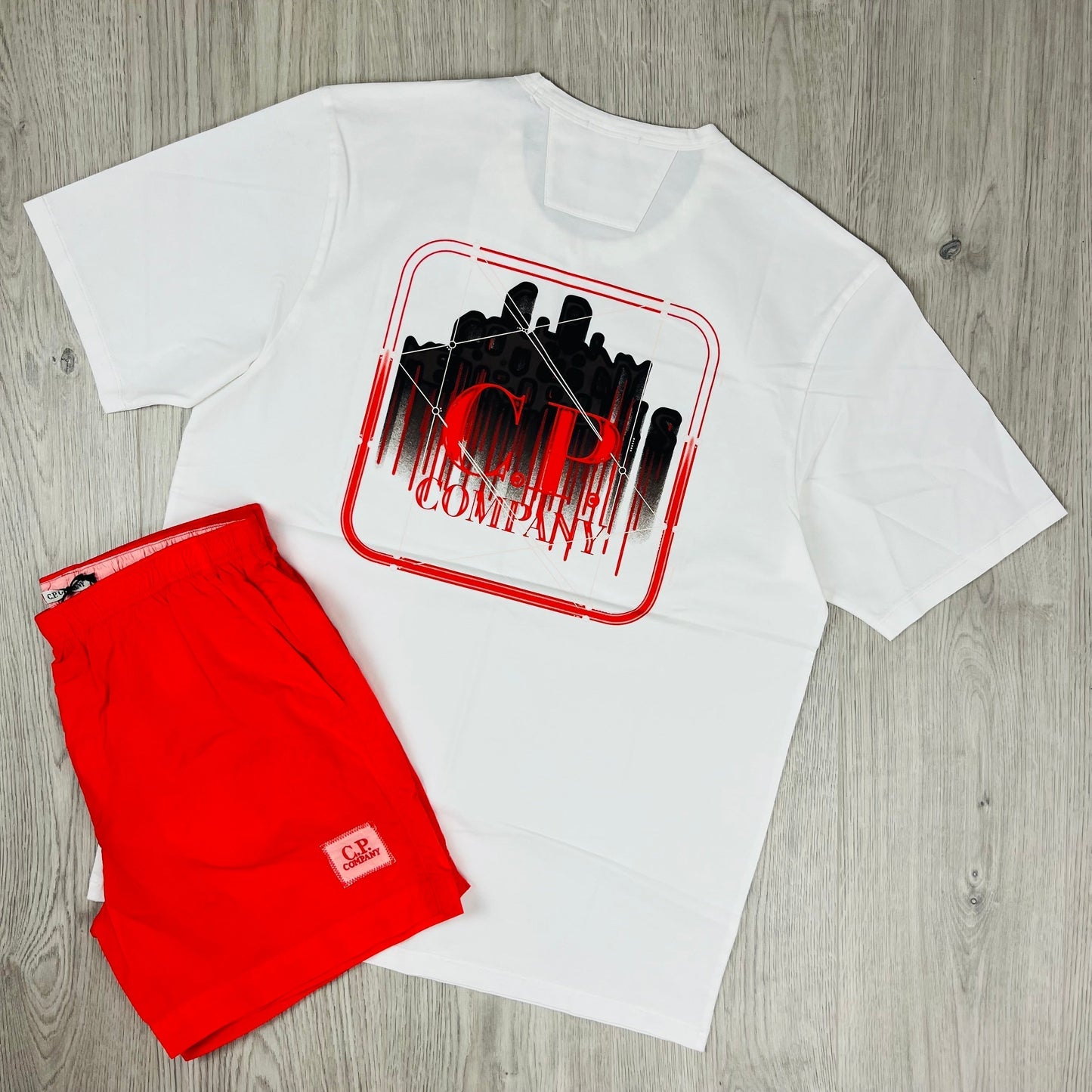 CP Company Holiday Set - White/Poinciana