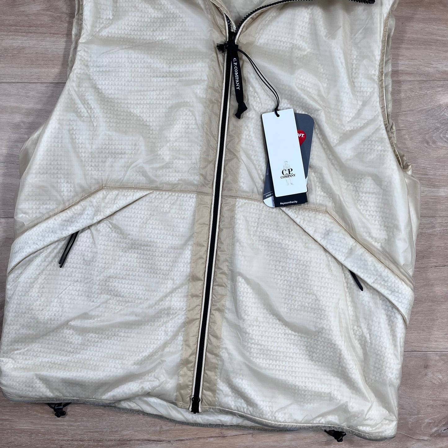 CP Company Nada Shell Goggle Padded Gilet in Pistachio Shell